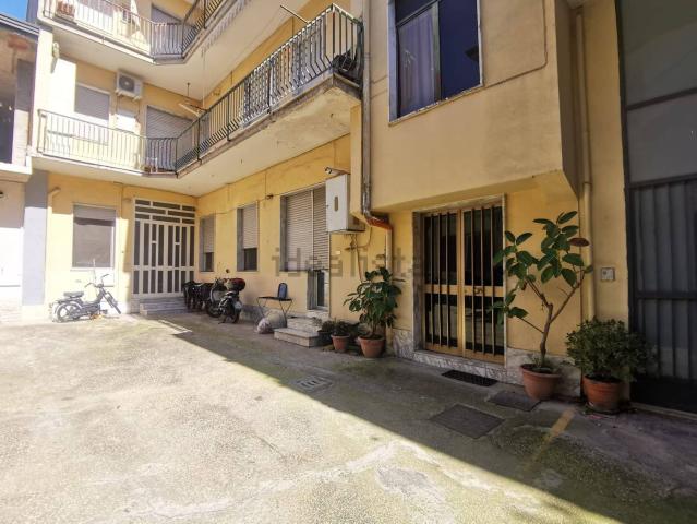 Appartamento in vendita di 160 m² in Via Cairoli, 32