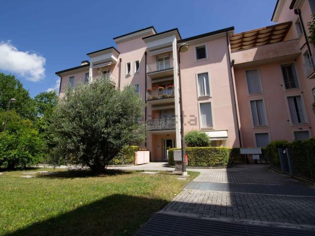 Appartamento in vendita di 160 m² in Via Carlo Lugli, 13