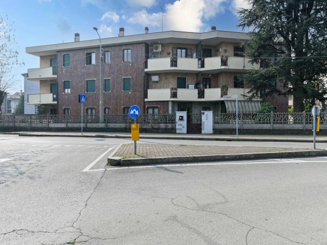 Appartamento in vendita di 160 m² in Via Carlo Porta, 1