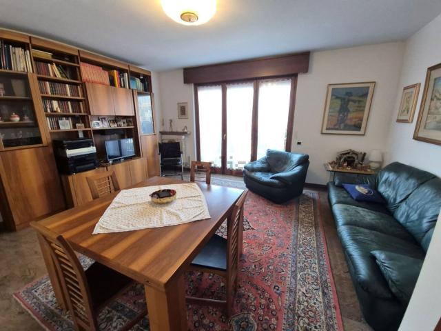 Appartamento in vendita di 160 m² in Via Chioda