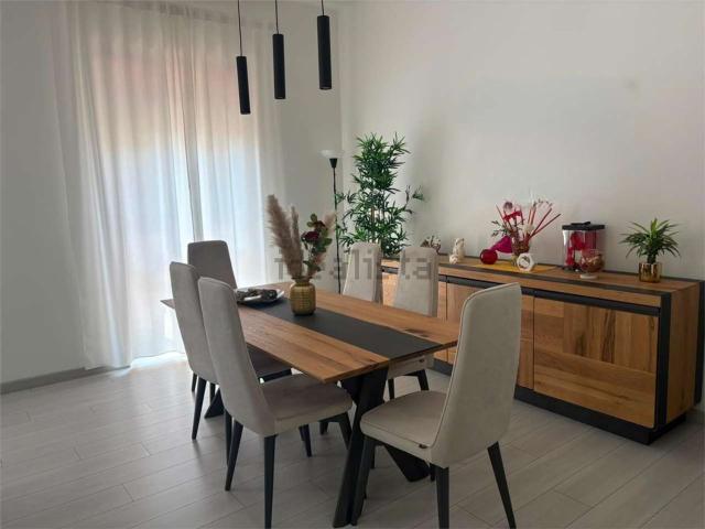 Appartamento in vendita di 160 m² in Via Cimabue, 1