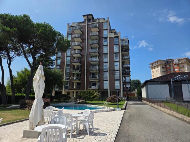 Appartamento in vendita di 160 m² in Via Cristoforo Colombo