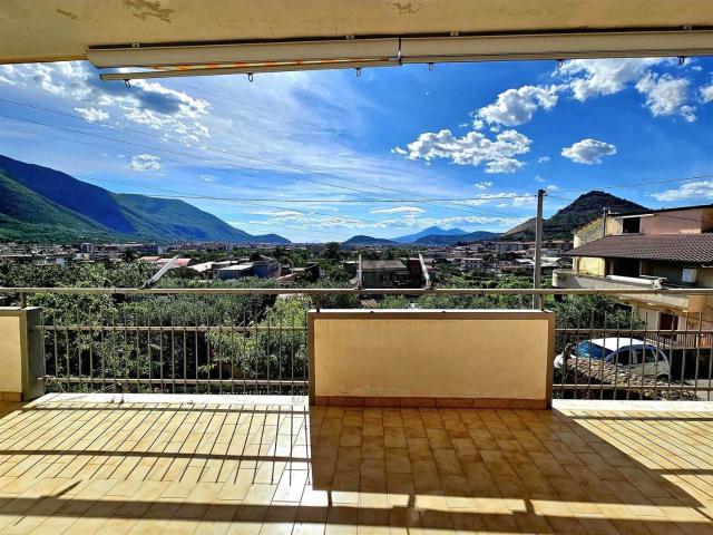 Appartamento in vendita di 160 m² in Via Cupa del Pastino 1, 1