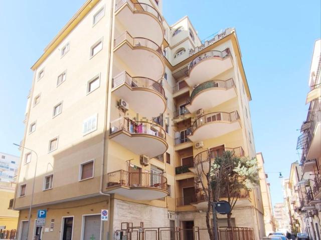 Appartamento in vendita di 160 m² in Via A. Cesare Carelli, 15