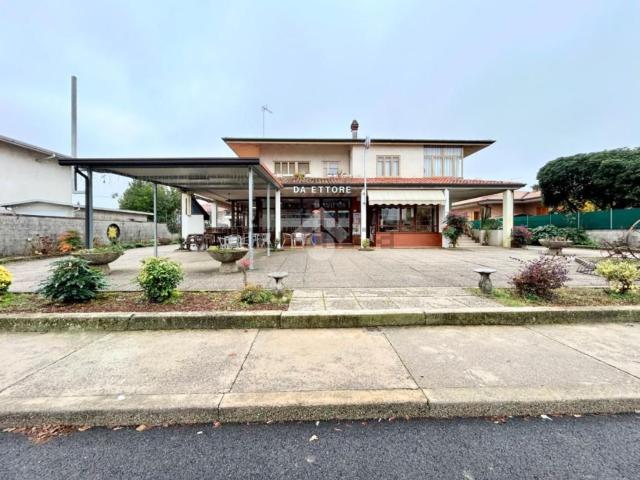 Appartamento in vendita di 160 m² in Via A. Manzoni, 1