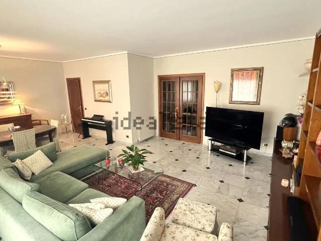 Appartamento in vendita di 160 m² in Via Amedeo Modigliani