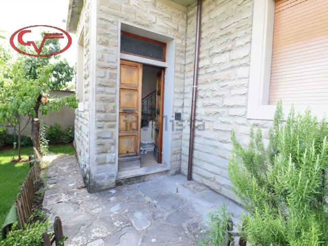 Appartamento in vendita di 160 m² in Via Ammiraglio Burzagli
