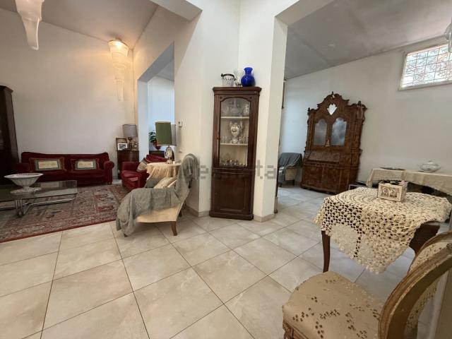 Appartamento in vendita di 160 m² in Via Antonio Gramsci