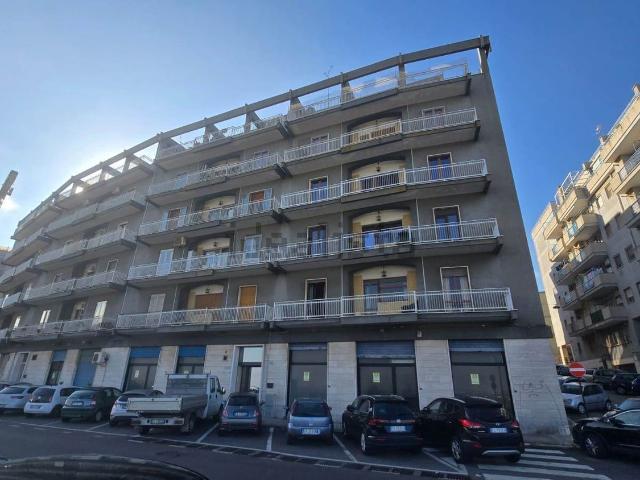 Appartamento in vendita di 160 m² in Via Alcide de Gasperi, 50