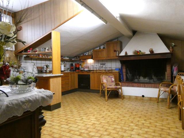 Appartamento in vendita di 160 m² in Via Alessandro Volta