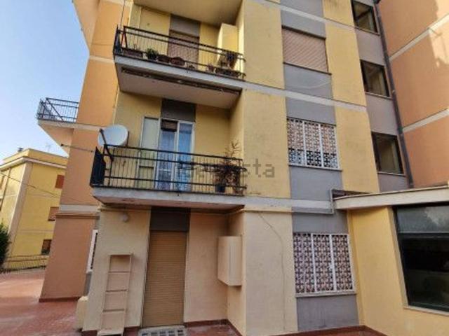 Appartamento in vendita di 160 m² in Via Arturo Reali, 2