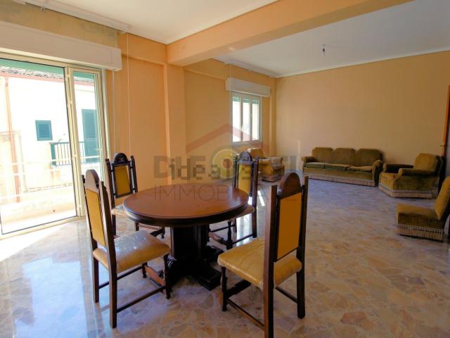 Appartamento in vendita di 160 m² in Via Armando Diaz, 41
