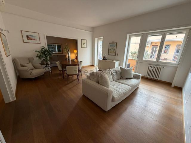 Appartamento in vendita di 160 m² in Via Attilio Friggeri, 128