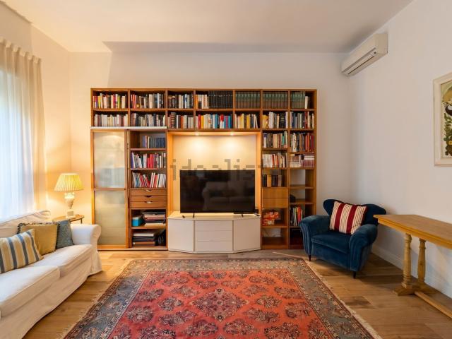 Appartamento in vendita di 160 m² in Via Augusto Baldesi