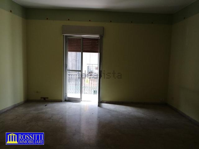 Appartamento in vendita di 160 m² in Via Bellini