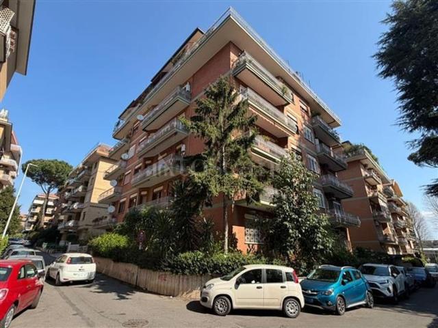 Appartamento in vendita di 160 m² in Via Bernardo Davanzati