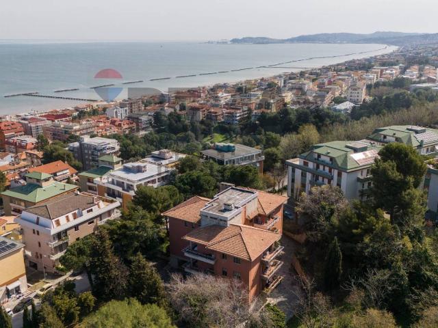 Appartamento in vendita di 160 m² in Via Galileo Galilei, 14