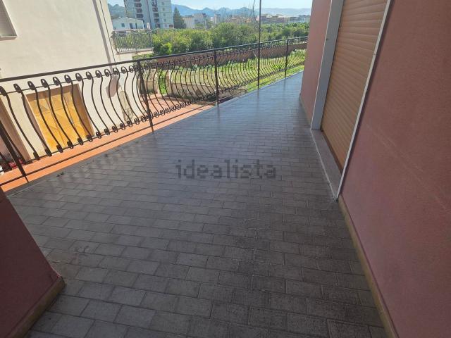 Appartamento in vendita di 160 m² in Via Generale Angelo Cambria