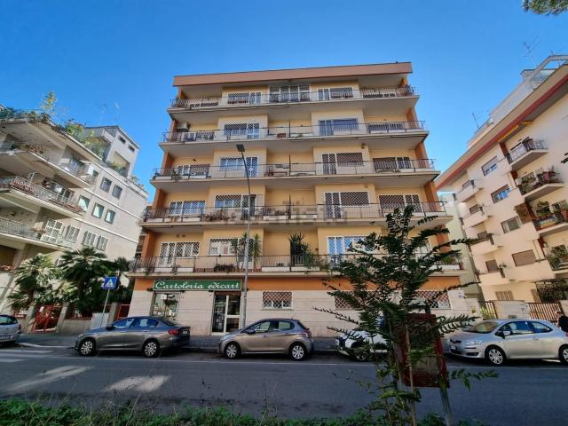 Appartamento in vendita di 160 m² in Via Giulio Aristide Sartorio, 54