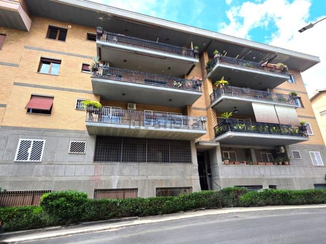 Appartamento in vendita di 160 m² in Via Giuseppe Valmarana