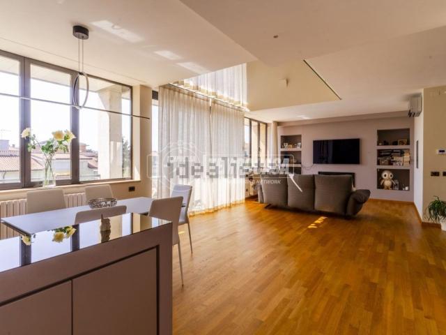 Appartamento in vendita di 160 m² in Via Giacomo Brodolini