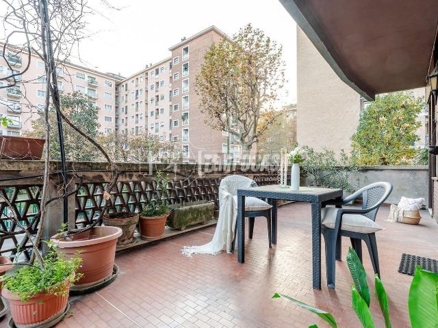Appartamento in vendita di 160 m² in Via Giancarlo Sismondi, 3