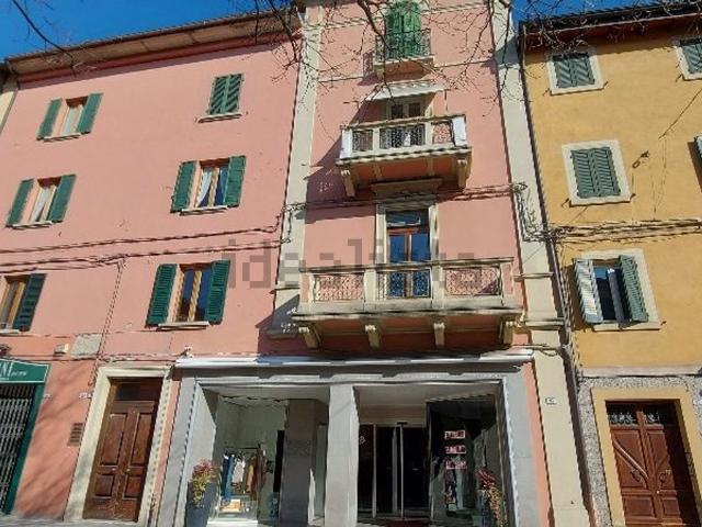 Appartamento in vendita di 160 m² in Via Giardini