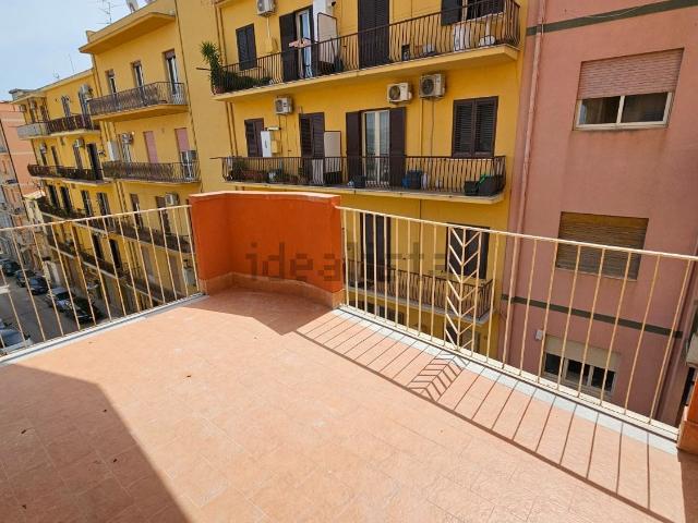 Appartamento in vendita di 160 m² in Via Gioeni