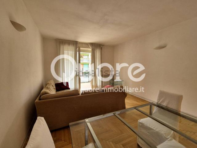 Appartamento in vendita di 160 m² in Via Giosuè Carducci