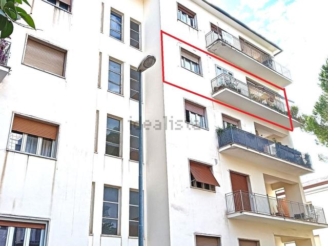 Appartamento in vendita di 160 m² in Via Giovanni Amendola, 4
