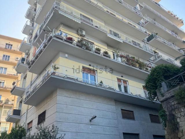 Appartamento in vendita di 160 m² in Via Girolamo Santacroce, 40