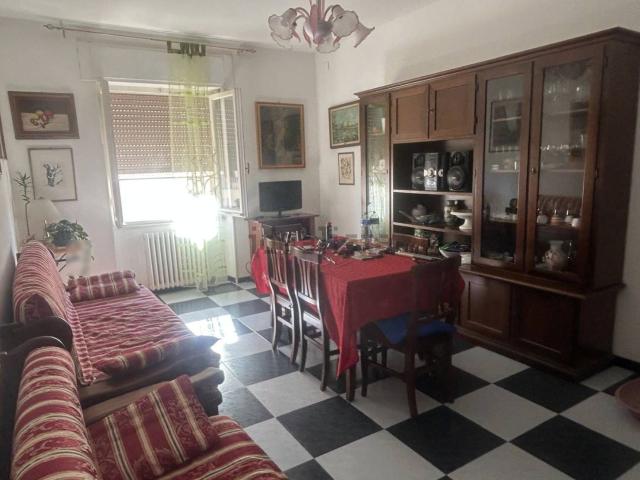 Appartamento in vendita di 160 m² in Via Guglielmo Marconi