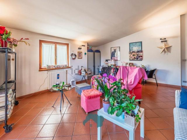 Appartamento in vendita di 160 m² in Via Guglielmo Marconi