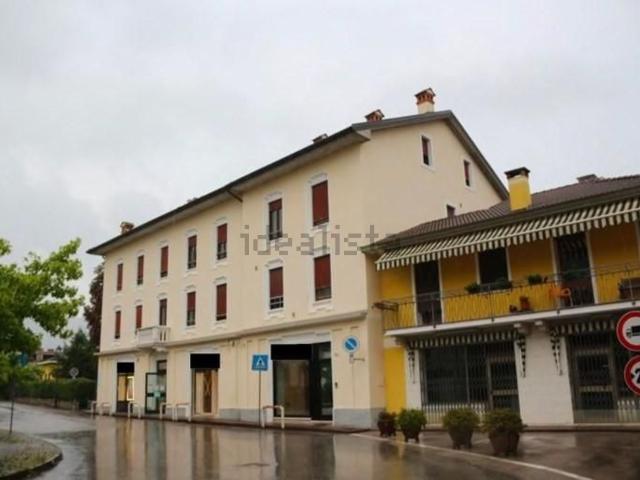 Appartamento in vendita di 160 m² in Via D. Alighieri