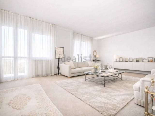 Appartamento in vendita di 160 m² in Via Don Luigi Palazzolo, 23
