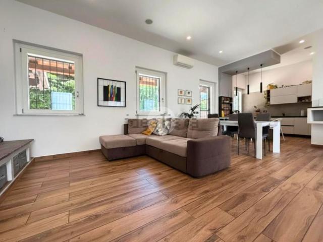 Appartamento in vendita di 160 m² in Via Dalmazia, 28