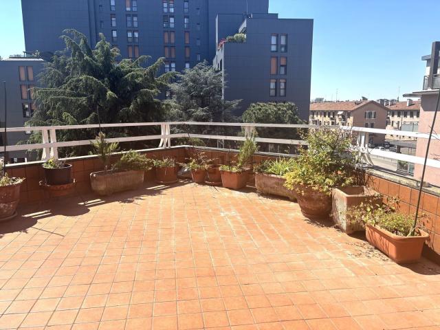 Appartamento in vendita di 160 m² in Via Dante
