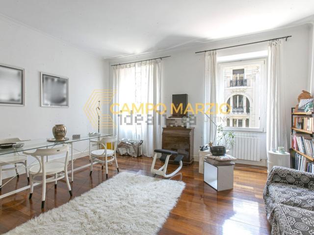 Appartamento in vendita di 160 m² in Via dei Due Macelli
