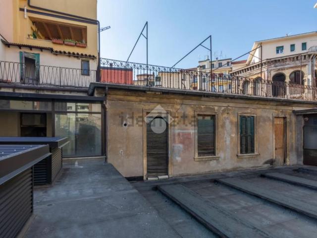 Appartamento in vendita di 160 m² in Via della Valverde, 46