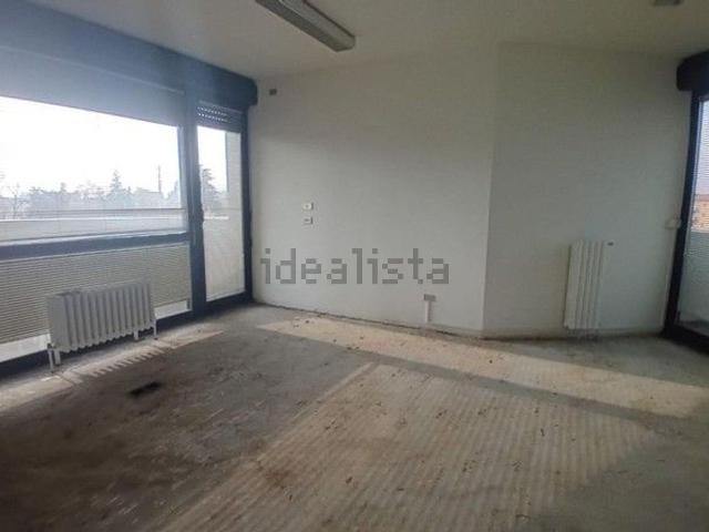 Appartamento in vendita di 160 m² in Via Emilio Zago