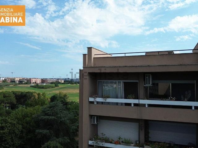Appartamento in vendita di 160 m² in Via Elio Lampridio Cerva, 219