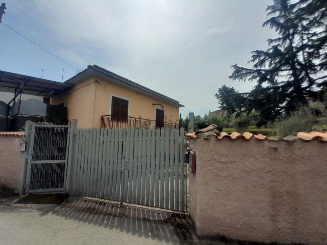 Appartamento in vendita di 160 m² in Via Fontana Corvia