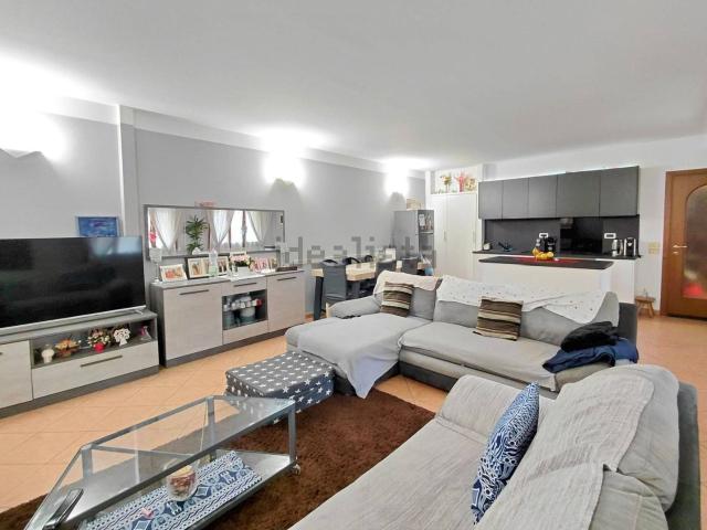 Appartamento in vendita di 160 m² in Via Fontane