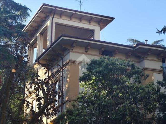 Appartamento in vendita di 160 m² in Via Fabio Filzi, 4