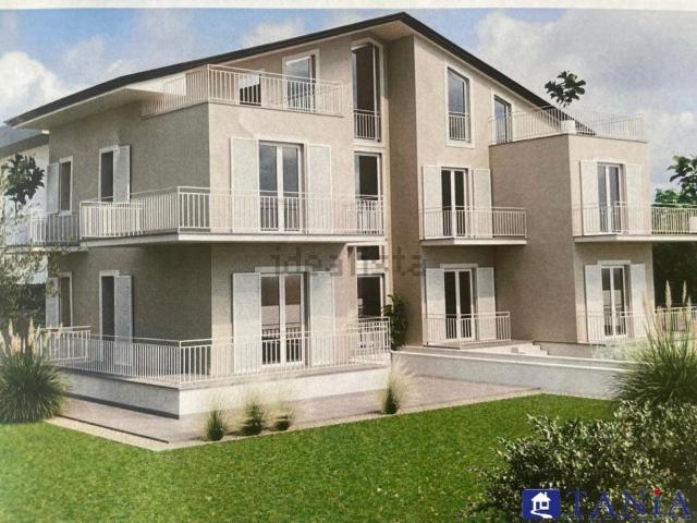 Appartamento in vendita di 160 m² in Via Ferdinando Micheli