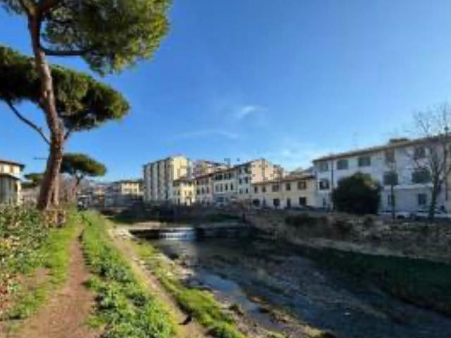 Appartamento in vendita di 160 m² in Via Filippo Brunetti, 5
