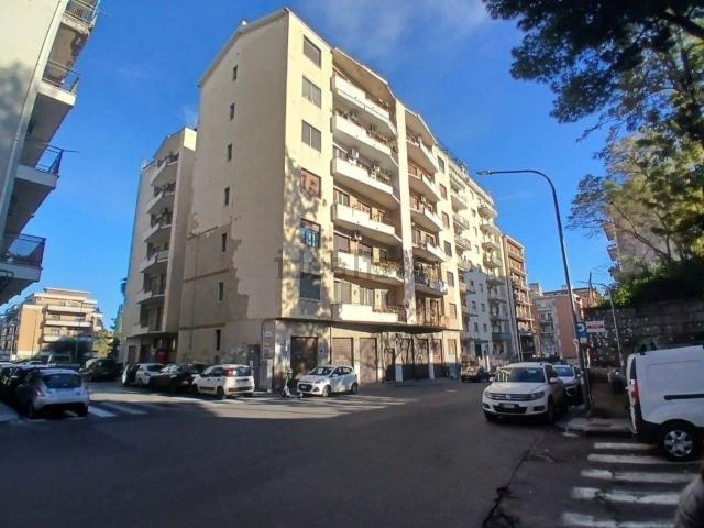 Appartamento in vendita di 160 m² in Via Fimia