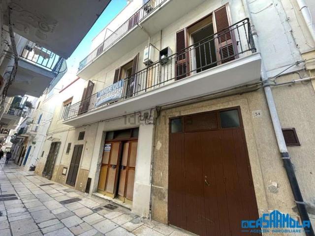 Appartamento in vendita di 160 m² in Via Francesco Crispi, 32