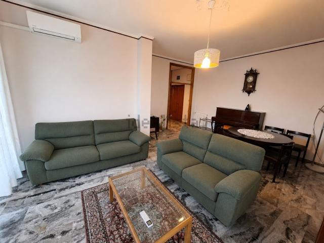Appartamento in vendita di 160 m² in Via Francesco S. Mercadante