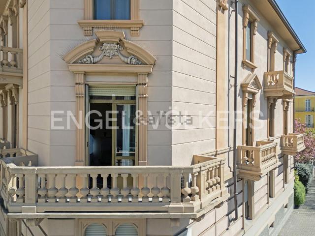 Appartamento in vendita di 160 m² in Via Fratelli Parodi